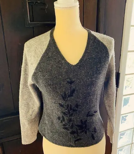 Cousin Johnny grey wool sweater with black beading and embroidery. Size S. EUC. Gray