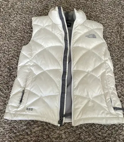 The North Face 550 Puffer Vest