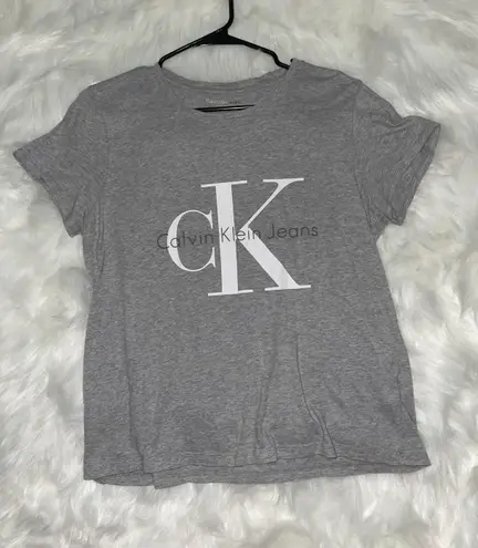 Calvin Klein Tshirt