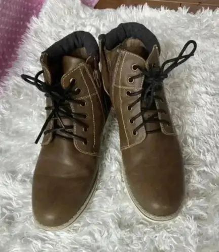 Steve Madden  Blynx side zip boots Size 6 - Image 1