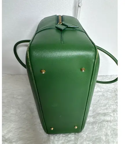 Vintage Retro Foxey Green leather bag 2 top handles zip around closure