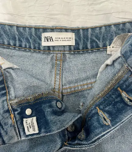 ZARA Jean Shorts Size 4