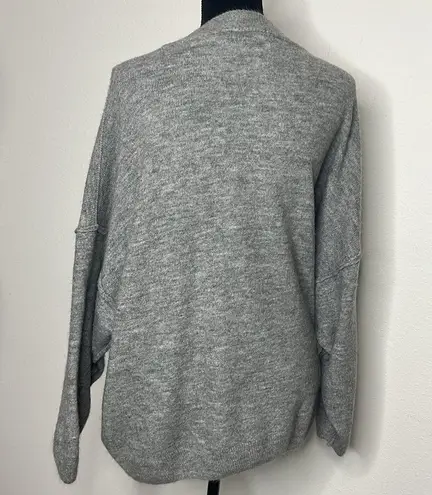 Zenana  size XL over sized gray sweater with exposed stitching