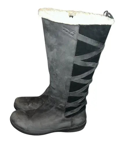 Teva Women’s black Figueroa Boots Size 10