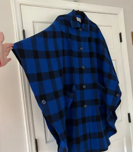 Pendleton VTG Blue Black Buffalo Check Cape Poncho Plaid 100% Wool Button Up