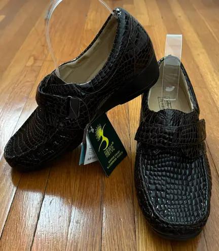 Hope's NWT Ortho-Line by Hoopoe Mica Brown Crocodile Print Loafers Moccasins, size 9 W