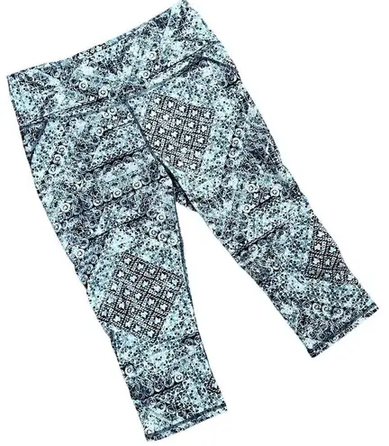 Gaiam white green black design 3/4 cropped athleisure workout leggings size XL