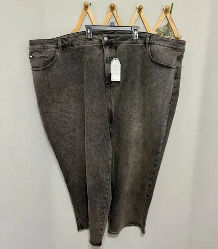 Universal Standard NWT Black High Rise Curve Straight Leg Jeans 34