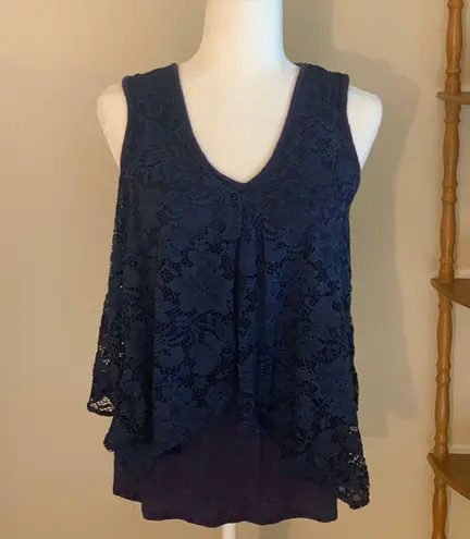 Green Envelope LA Lace Layered Sleeveless Blouse