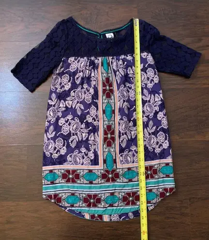 Anthropologie Akemi + Kin  Maite navy blue multicolor tunic top size S