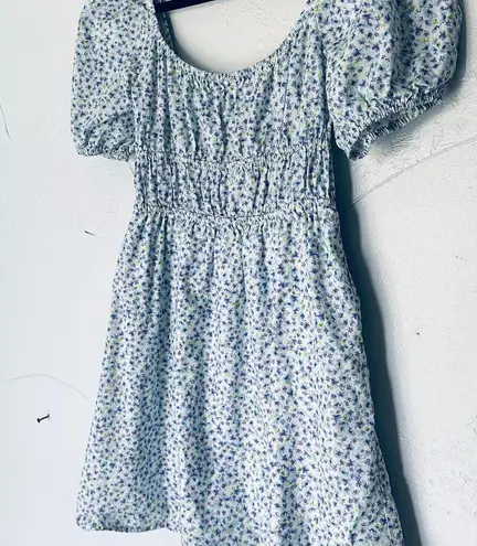 Elodie Blue and White Puff Sleeve Sundress