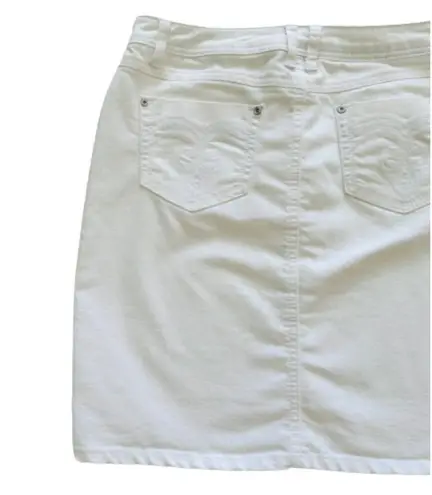 Roz & Ali Jean Skirt White Denim Jean Mini Skirt Size 4