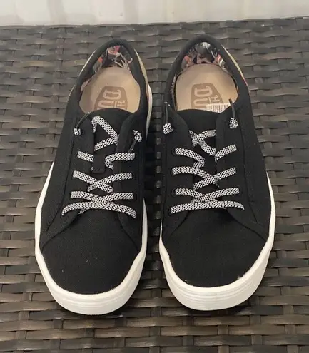 Hey Dude , shoes women’s size 7