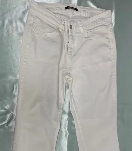 Guapa White Jeans With Embroidery Detail in Bottom