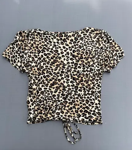 Ambiance Apparel Leopard Print Scrunched Crop Top 