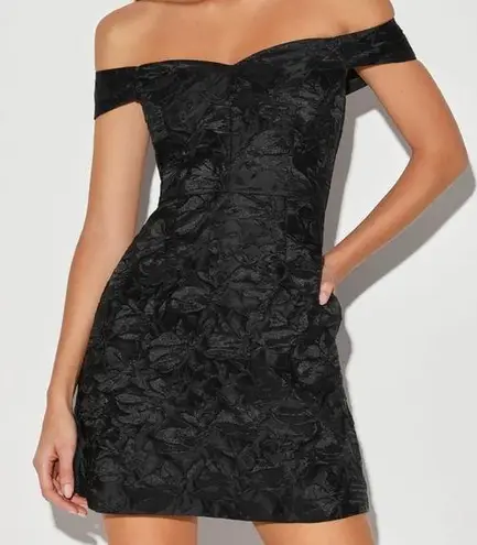 Lulus *NWT*  Black Jacquard Satin Off-The-Shoulder Dress