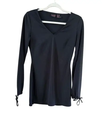 Women's Shape FX by Newport News Black Long Sleeve V
