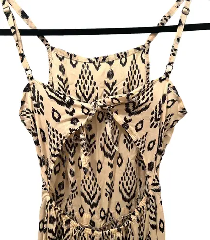 Black & Ivory Floating Lotus Boho Pattern High