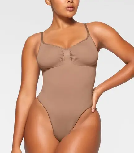 SKIMS Size L/XL Sculpting Thong Bodysuit Sienna Brown Shapewear Iconic NWT