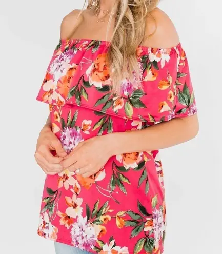 White Birch Tropical Oasis‎ Off The Shoulder Floral Top- Fuchsia