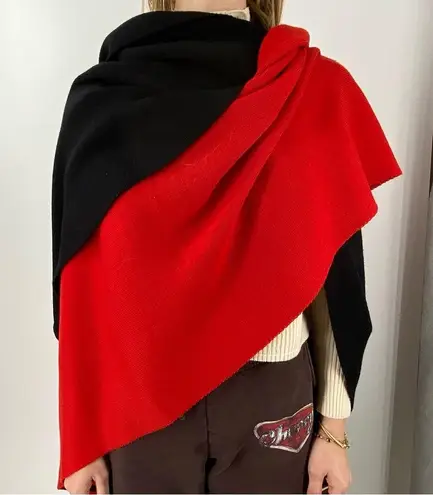 Henri Bendel Bold Wool Cape Red and Black Vintage