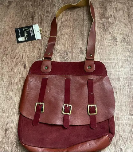 Deadstock Vintage 70s Maroon Leather & Suede Buckle Front Shoulder Purse Pink