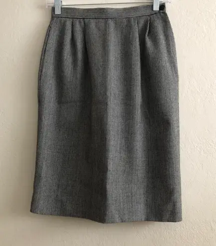 Saks 5th Avenue Vintage Saks Fifth Avenue pinstripe wool knee length skirt