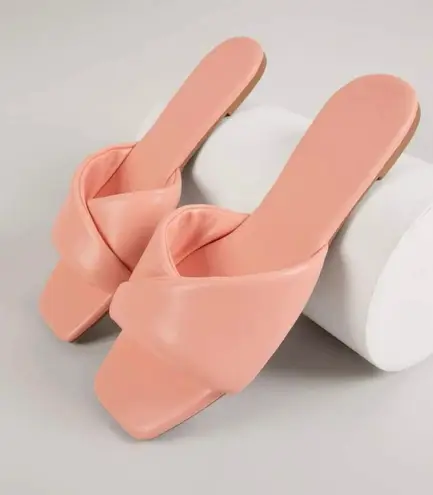 Pastel Pink Faux Leather Puffy Crisscross Vamp Slide Sandals Green Size 9