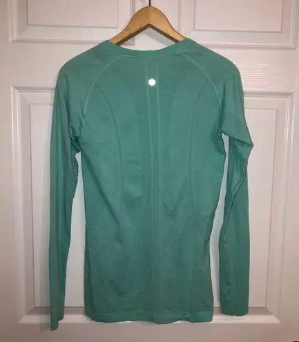 Lululemon long sleeve swiftly tech size 8