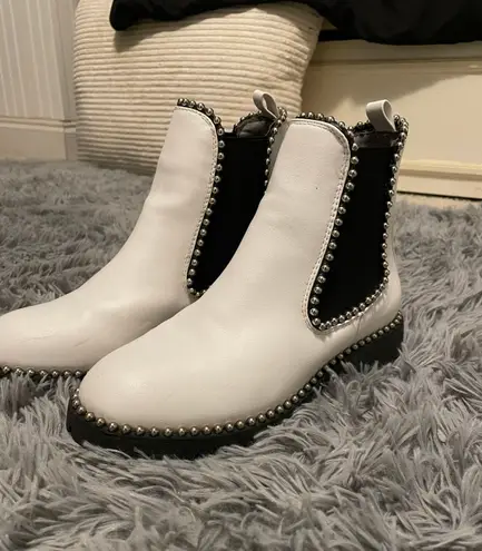 White Beaded Booties Size 6