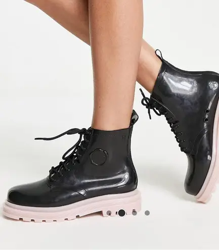 Viktor & Rolf NWT Coturno Combat Boots Faux Leather Black Pastel Pink Barbie 7.5