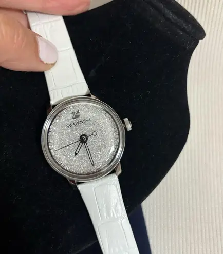 Swavorski Authentic Swarovski Crystalline Hours White Ladies watch