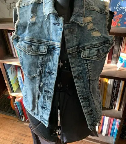 Silver Jeans Silver distressed Bikercore normcore moto M denim vest