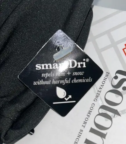 Isotoner Black Full-Fingered Gloves Sleek Design