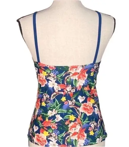 Ellen Tracy floral and fauna tankini halter top with keyhole in size 8. EUC