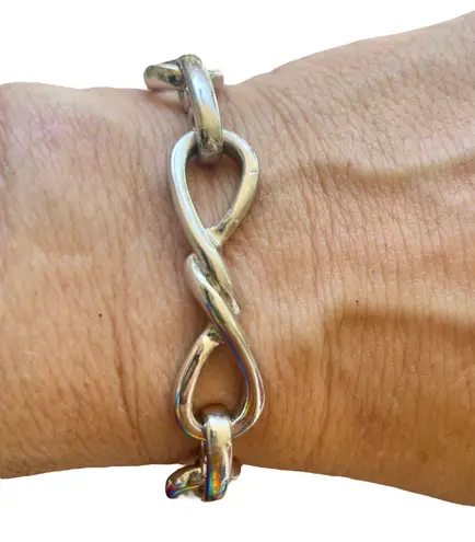 infinity Vintage Avon  Link Bracelet