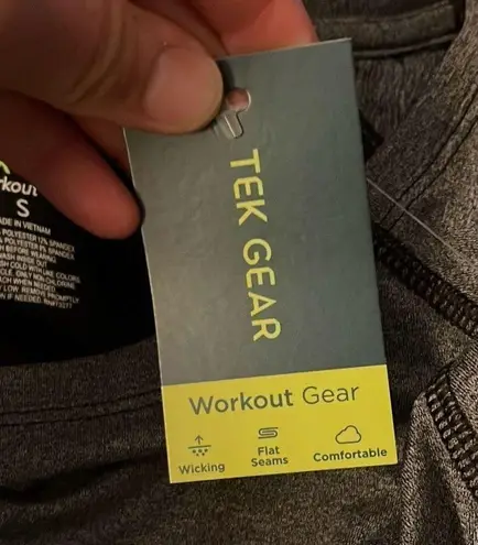 Tek Gear  small NWT gray long sleeve workout top - 2290