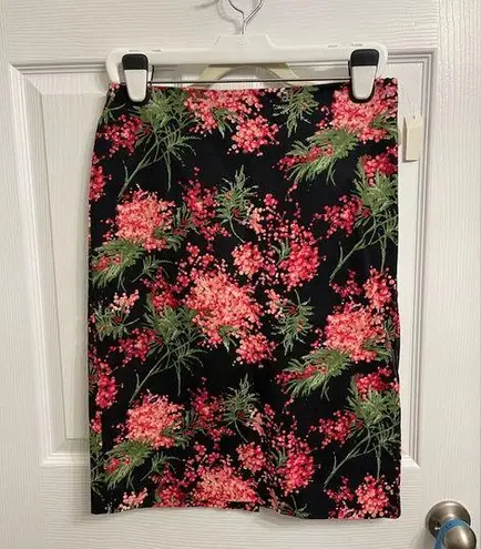 Talbots  Sz 8 Black w/ Pink and Green Floral Print Pencil Skirt Straight NWT