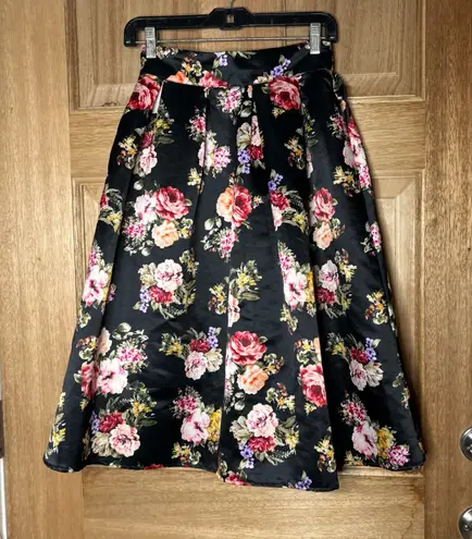 Women’s la robe Floral boutique Black midi shirt size s