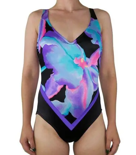 One Piece Vintage 80s The Slim Suit Floral Swimsuit