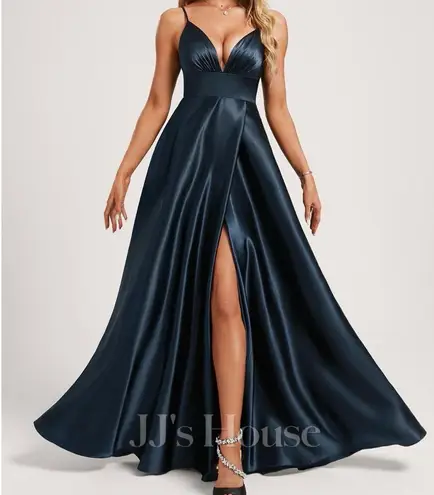 JJ's House JJ’s House Black Bridesmaid Dress