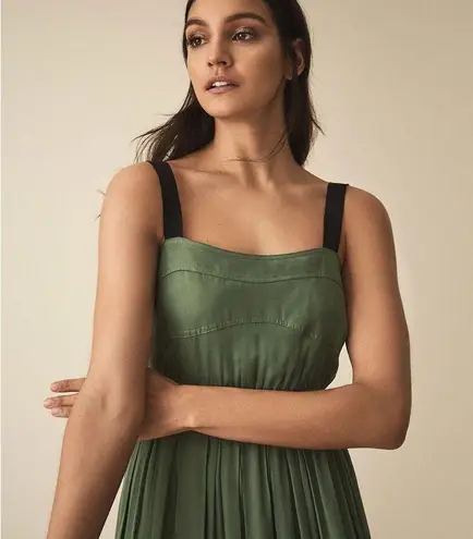 Reiss Women’s Luella Pleated Midi Dress Sleeveless Cutout Back in Green Size 10