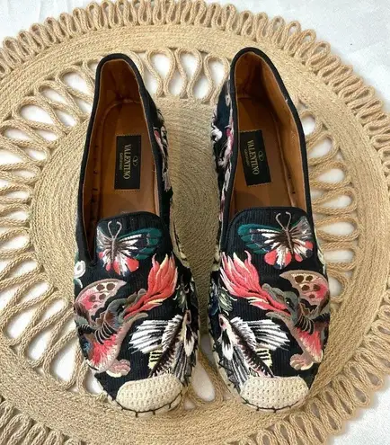 Valentino Garavani Butterfly-Embroidered Fabric Espadrilles in Black/Multi EU 36