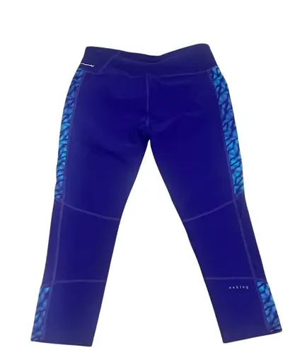 Oakley Women's Blue Capri Leggings Size S with Side Pattern