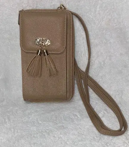 Malibu Skye Soft Mauve Color Crossbody Purse Bag NWOT Tan
