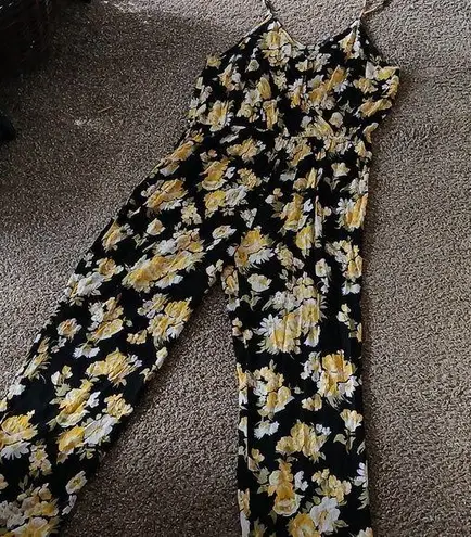 Love Tree yellow floral jumpsuit size 2X