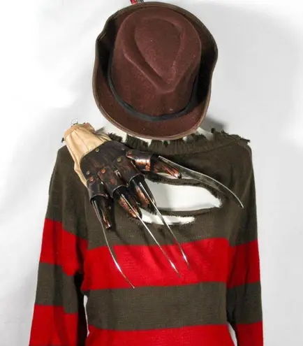 Nightmare on Elm Street Miss Kreuger Plus Size 14 16 Costume Freddy Horror Red