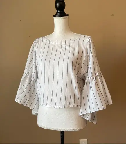Grade & Gather | Striped Bell Sleeve Cropped Top Sz S