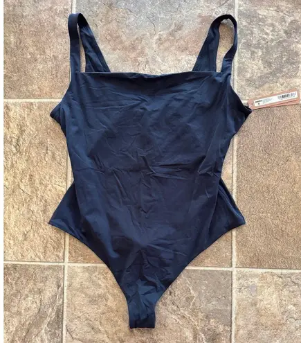 SKIMS Fits Everybody Square Neck Bodysuit Onyx Size Large