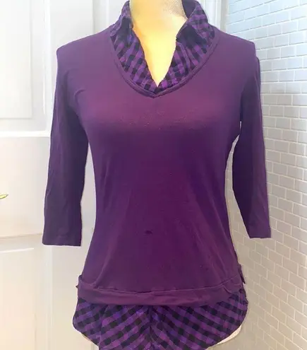 Beluva plum cotton/ spandex top.Plaid black/plum collar and hem. Size Small. Purple